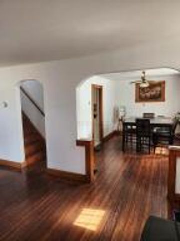 2154 Dresden Street, Columbus, OH 43211