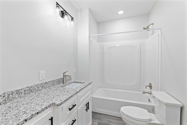 1410 Avenue E, Brownwood, TX 76801