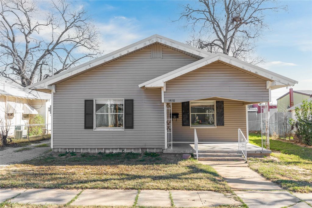 1410 Avenue E, Brownwood, TX 76801