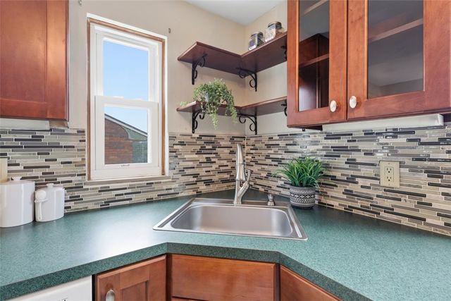 3733 Rebecca Street, Castle Shannon, PA 15234