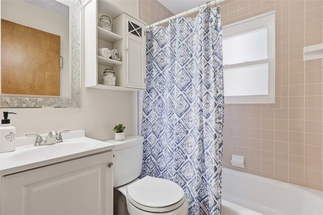 3733 Rebecca Street, Castle Shannon, PA 15234