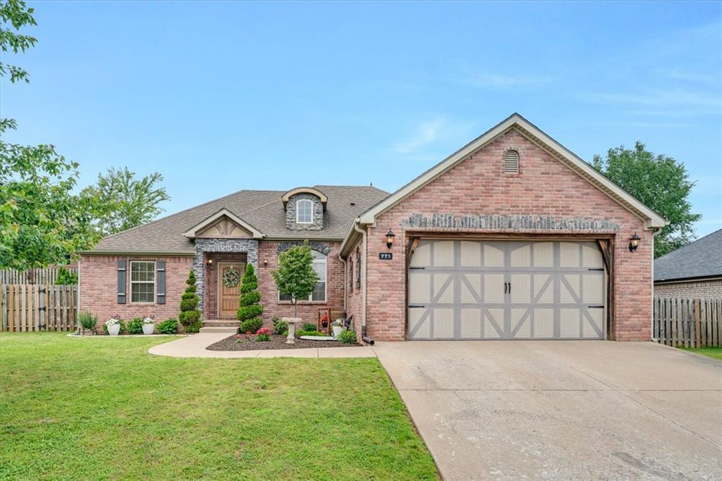 771 Sienna Drive, Centerton, AR 72719