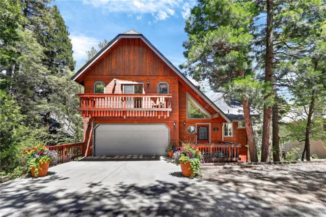 172 N Fairway, Lake Arrowhead, CA 92352
