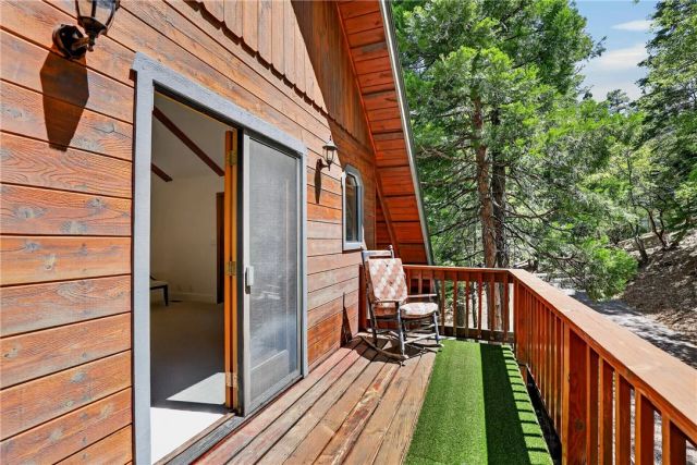 172 N Fairway, Lake Arrowhead, CA 92352