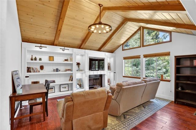 172 N Fairway, Lake Arrowhead, CA 92352