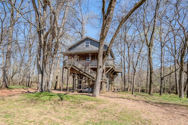 516 Barney Lane, Westpoint, TN 38486