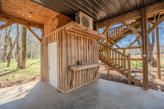 516 Barney Lane, Westpoint, TN 38486