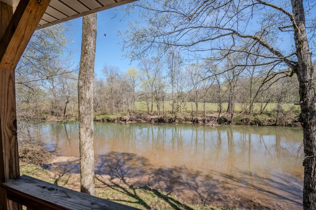 516 Barney Lane, Westpoint, TN 38486