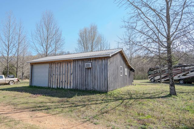 516 Barney Lane, Westpoint, TN 38486