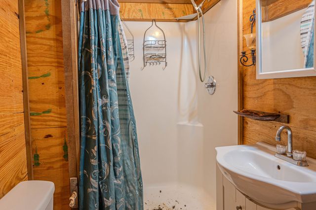 516 Barney Lane, Westpoint, TN 38486