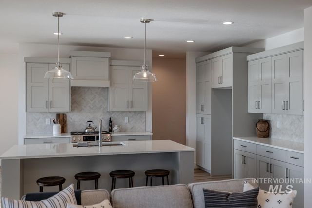 10285 Stony Oak Ct, Nampa, ID 83687