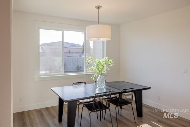 10285 Stony Oak Ct, Nampa, ID 83687