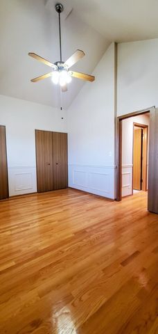 1440 E 72nd Street, Chicago, IL 60619