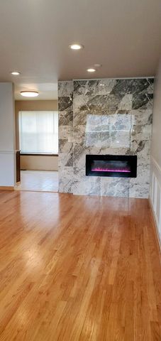 1440 E 72nd Street, Chicago, IL 60619