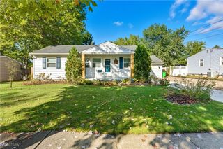 4048 Burton Drive, Stow, OH 44224