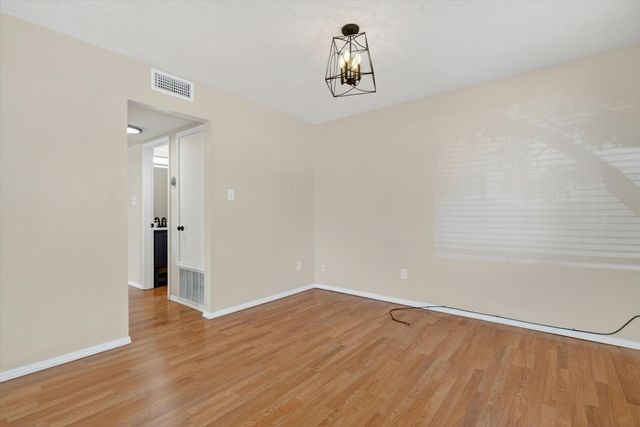 5901 Hayes Drive NW, Albuquerque, NM 87120