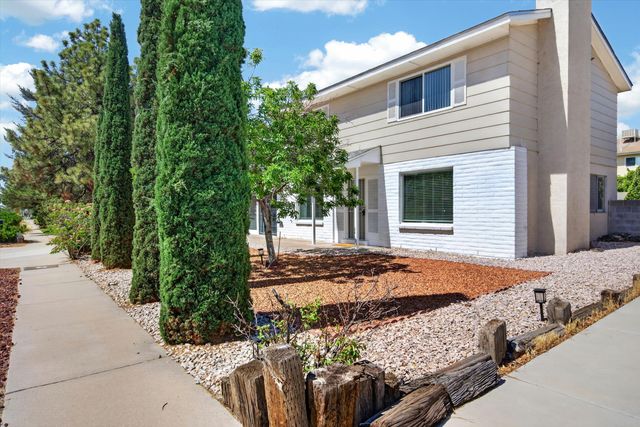 5901 Hayes Drive NW, Albuquerque, NM 87120