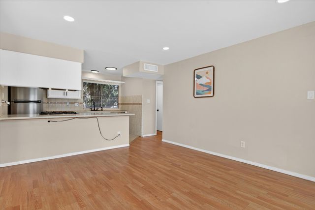 5901 Hayes Drive NW, Albuquerque, NM 87120