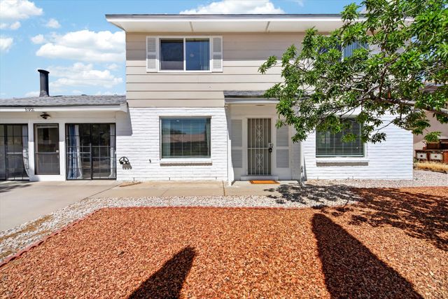 5901 Hayes Drive NW, Albuquerque, NM 87120