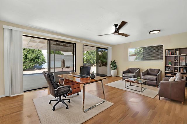 5901 Hayes Drive NW, Albuquerque, NM 87120