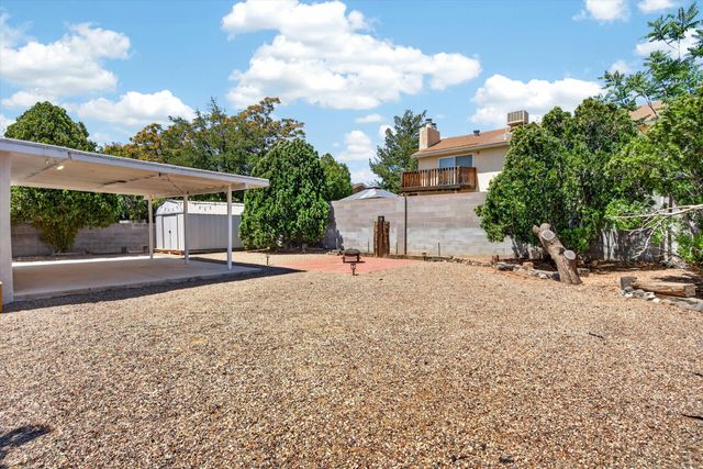 5901 Hayes Drive NW, Albuquerque, NM 87120