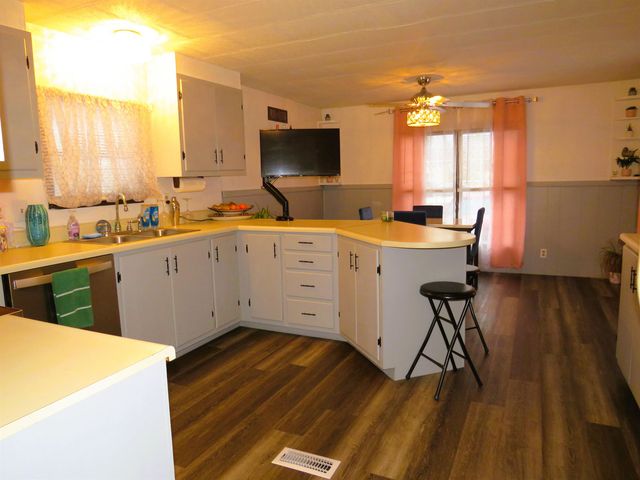 8 Cardinal Circle, Keene, NH 03431