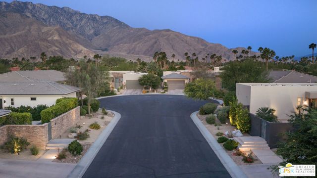 1628 Sienna Court, Palm Springs, CA 92262