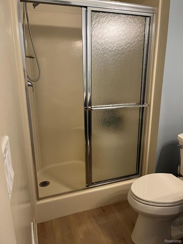 571 Park Place, Saline, MI 48176