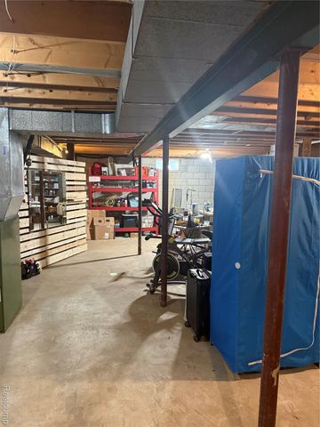 571 Park Place, Saline, MI 48176
