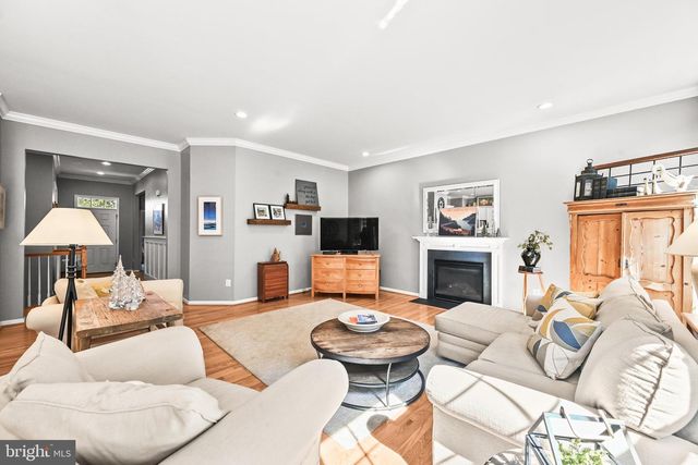 28 KAITLYN DR, Hanover, PA 17331