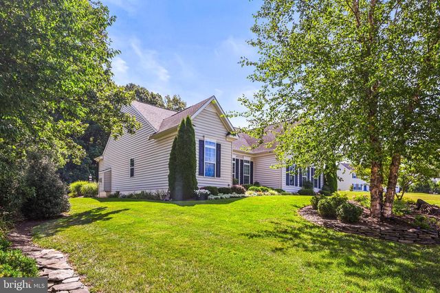 28 KAITLYN DR, Hanover, PA 17331