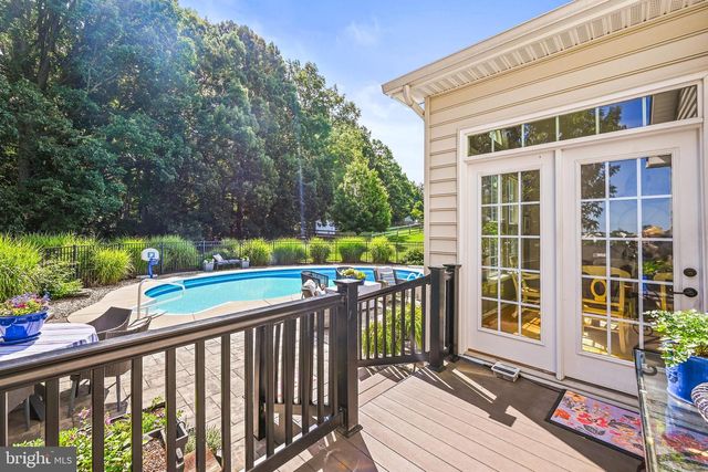 28 KAITLYN DR, Hanover, PA 17331