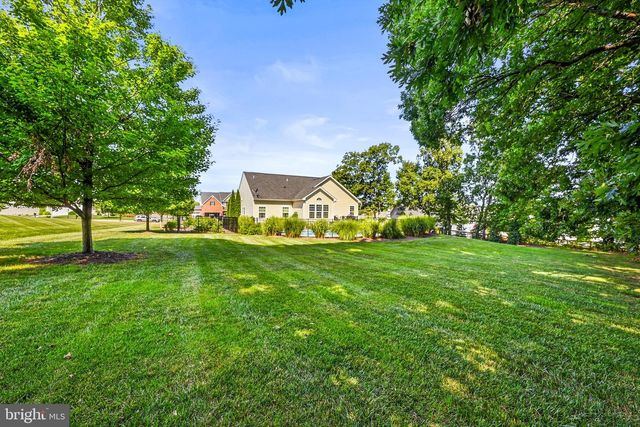 28 KAITLYN DR, Hanover, PA 17331