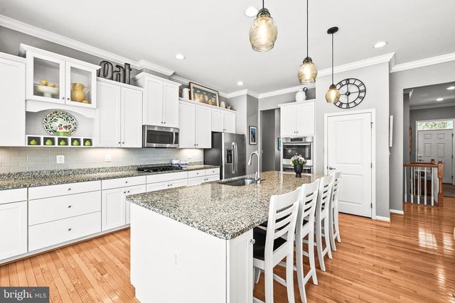 28 KAITLYN DR, Hanover, PA 17331