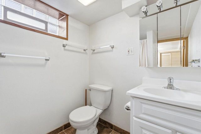 471 E Morgan AVENUE, Milwaukee, WI 53207