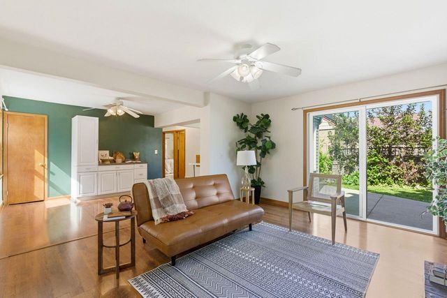 471 E Morgan AVENUE, Milwaukee, WI 53207