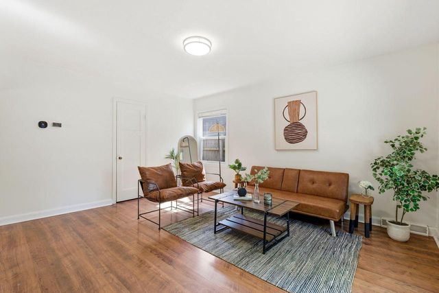 471 E Morgan AVENUE, Milwaukee, WI 53207