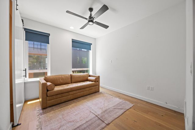 900 S 2nd ST 30, Austin, TX 78704