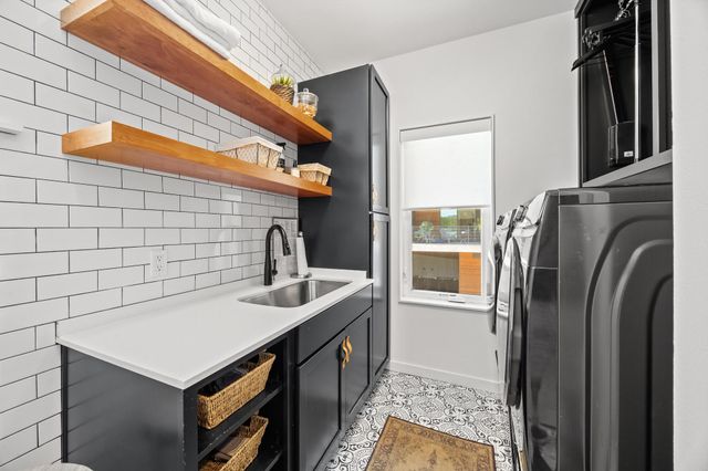 900 S 2nd ST 30, Austin, TX 78704