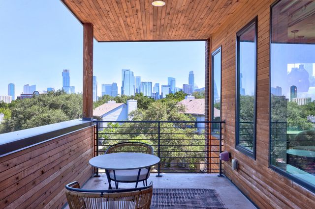 900 S 2nd ST 30, Austin, TX 78704