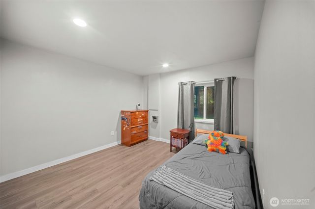 21 E Burrows Lane, Shelton, WA 98584