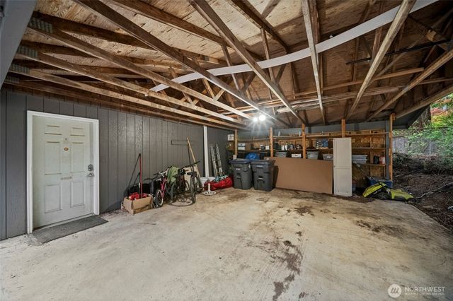 21 E Burrows Lane, Shelton, WA 98584