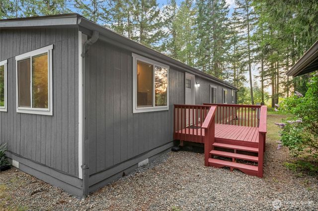 21 E Burrows Lane, Shelton, WA 98584