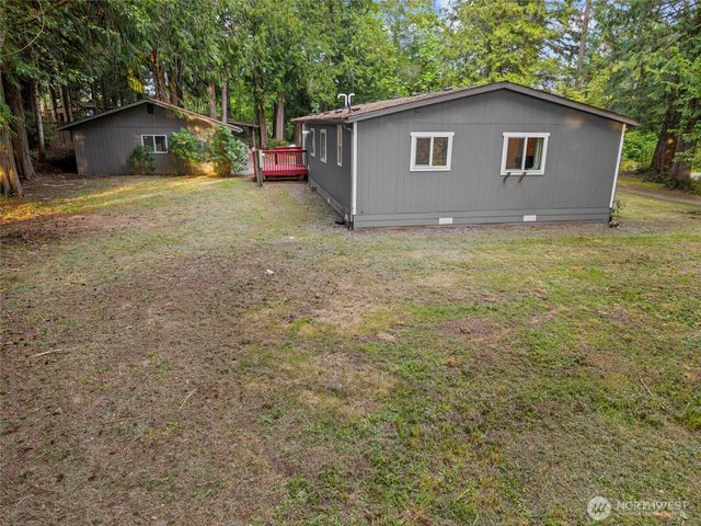 21 E Burrows Lane, Shelton, WA 98584