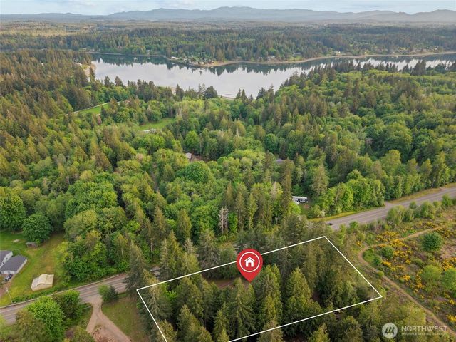 21 E Burrows Lane, Shelton, WA 98584