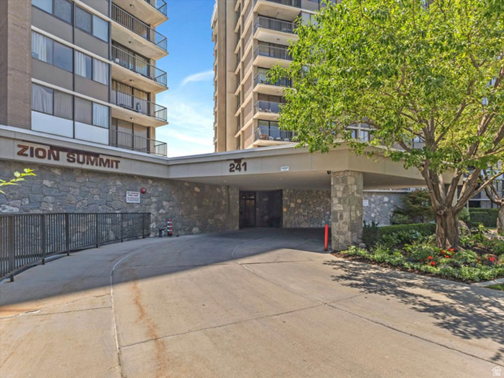 241 N VINE ST #206E, Salt Lake City, UT 84103 — photo 2