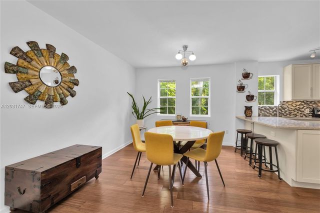 2850 Coconut Ave 15, Miami, FL 33133