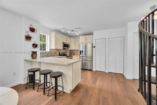 2850 Coconut Ave 15, Miami, FL 33133