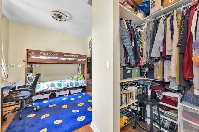 2850 Coconut Ave 15, Miami, FL 33133