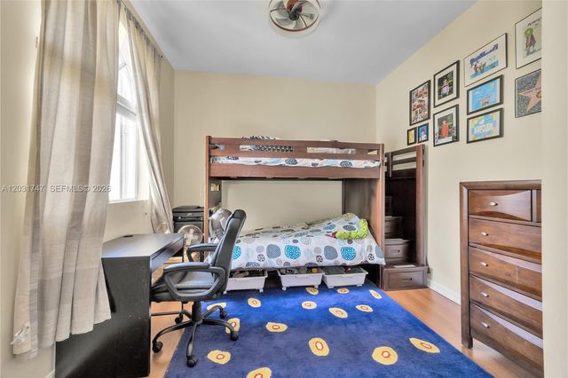 2850 Coconut Ave 15, Miami, FL 33133